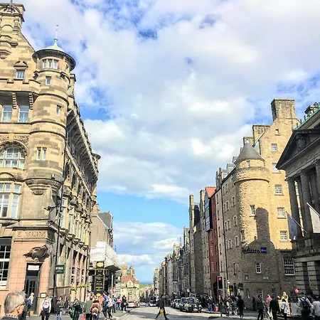Bailie Royal Mile Apartment Edinburgh Exterior photo